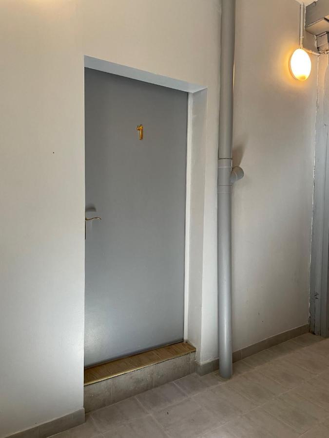 T1 Bis Hyper-centre, tout équipé, refait à neuf Orléans Extérieur photo